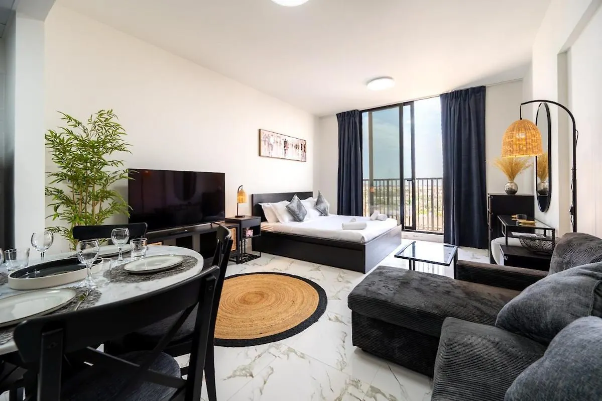 Brand New Studio With Canal View Ras al-Khaimah